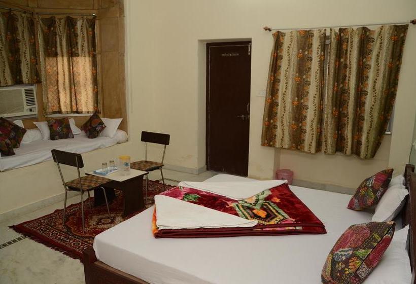 Hotel Jharokha Inn 1