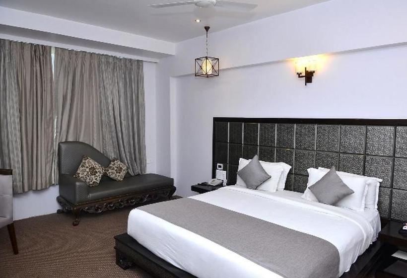 Hotel Grand Mehfil 9