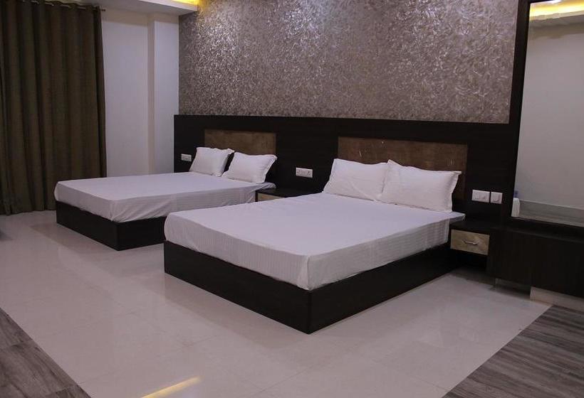 Hotel Celebration 11