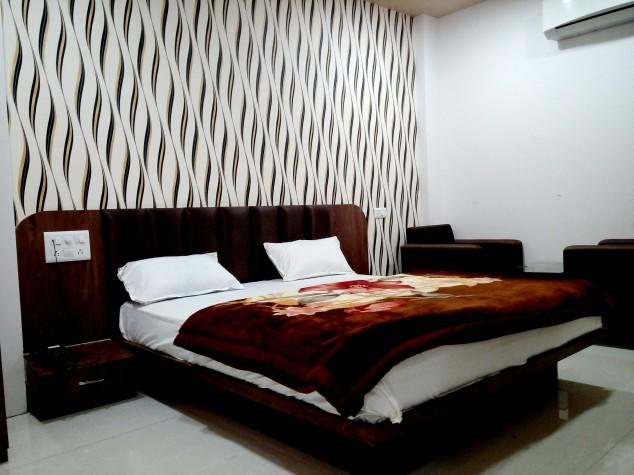 Hotel Naman Palace 13