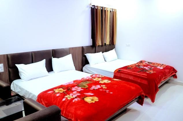 Hotel Naman Palace 16