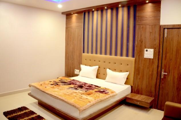 Hotel Naman Palace 9