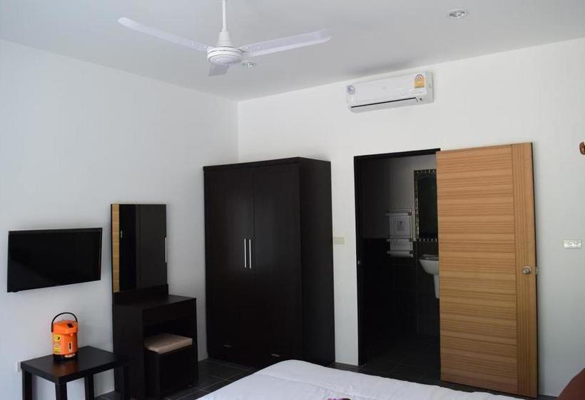 Lotus Bleu Resort & Restaurant 13