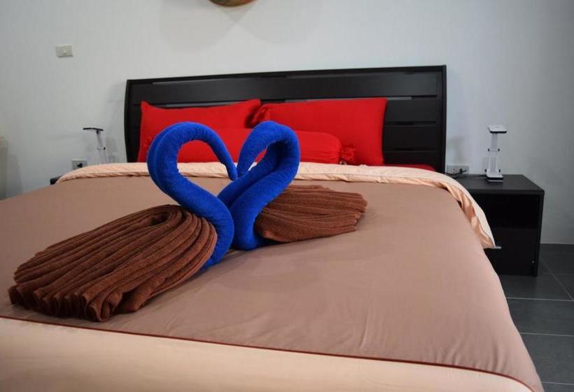 Lotus Bleu Resort & Restaurant 6