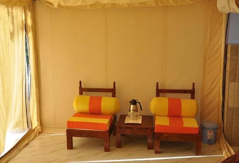 Hotel Royal Landmark 6