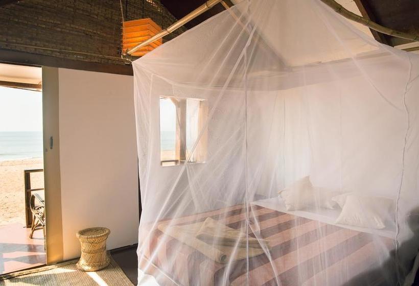 Corvo Rindo Resort & Restaurant 1