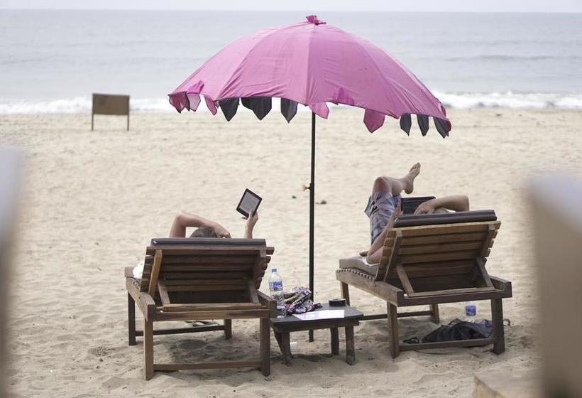 Corvo Rindo Resort & Restaurant 11