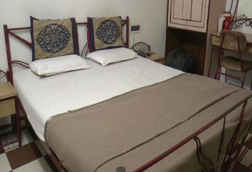 Hotel Chatako Ahmedabad Gujarat