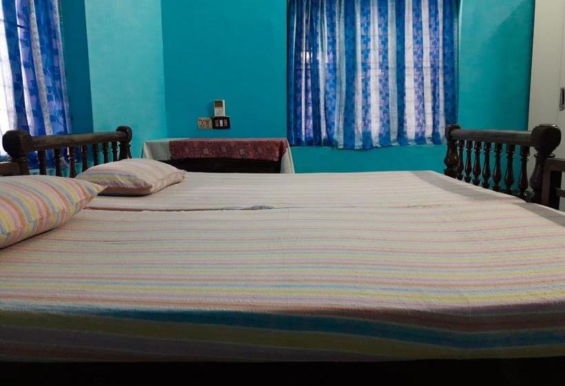 Bed and Breakfast Aham Yoga Nest 4