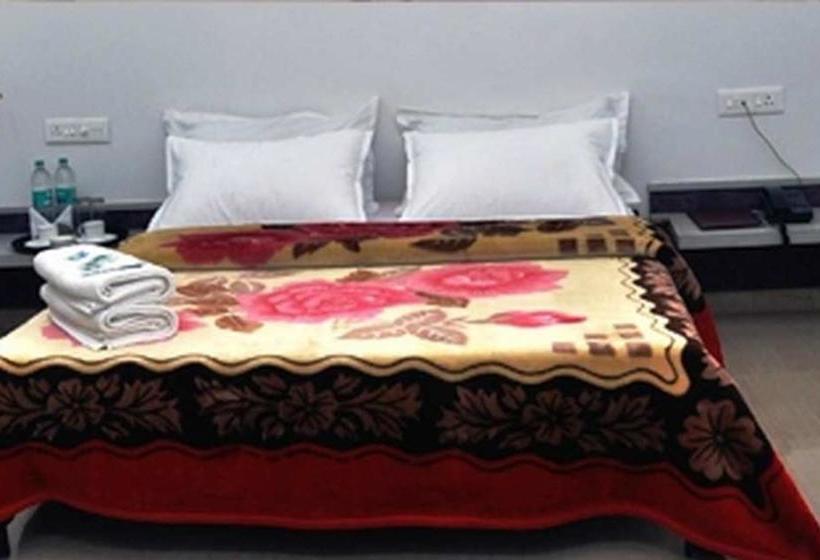 Hotel Radhika Palace 4