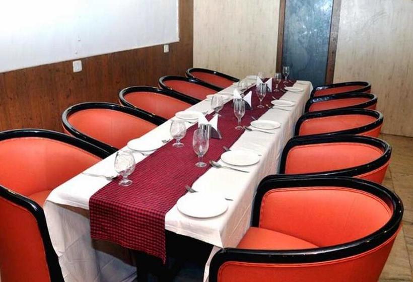 Hotel Radhika Palace 5