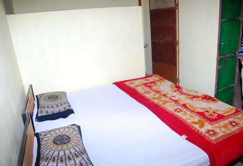 Resort Rajwadi Desert Home Stay 1
