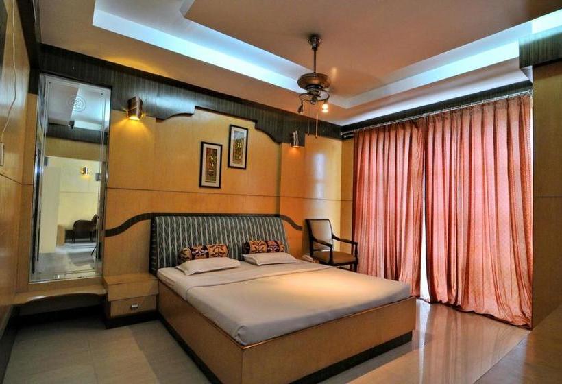 Hotel The Triple C 1