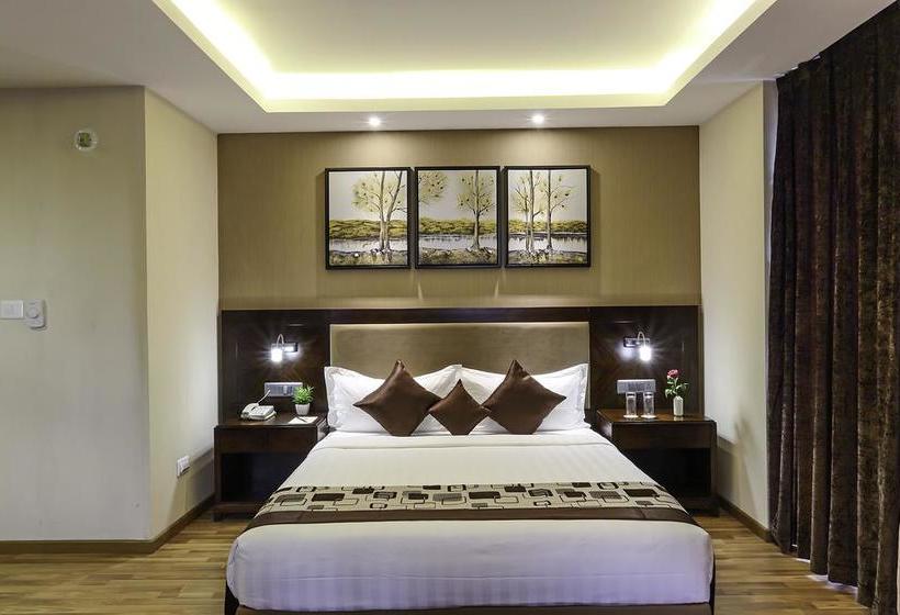 Hotel Delta Suites 10