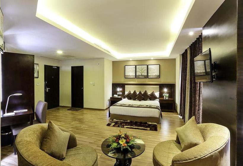 Hotel Delta Suites 18