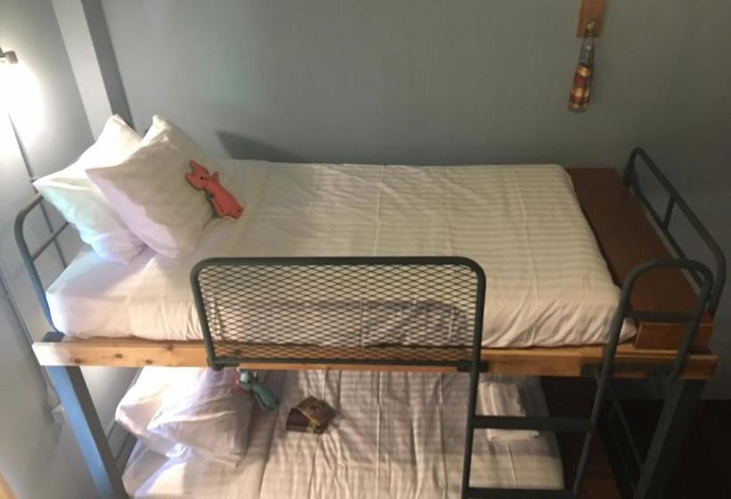 Hostel Talardkao Balcony Krabi 13