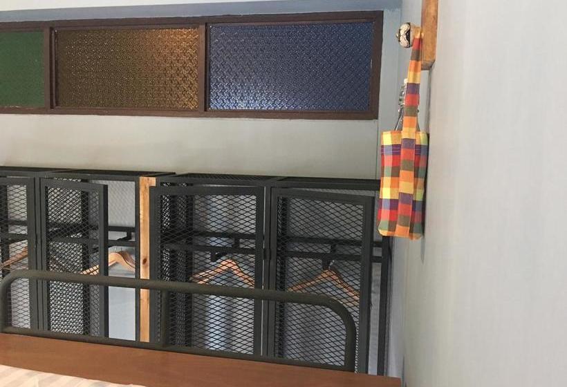 Hostel Talardkao Balcony Krabi 14