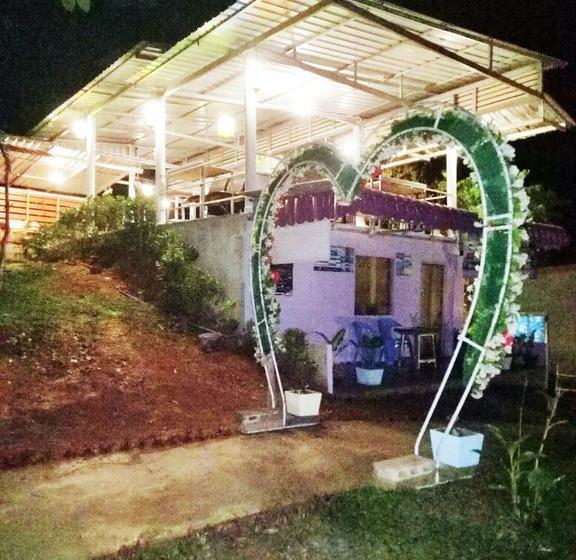 Phusam Big Resort 13