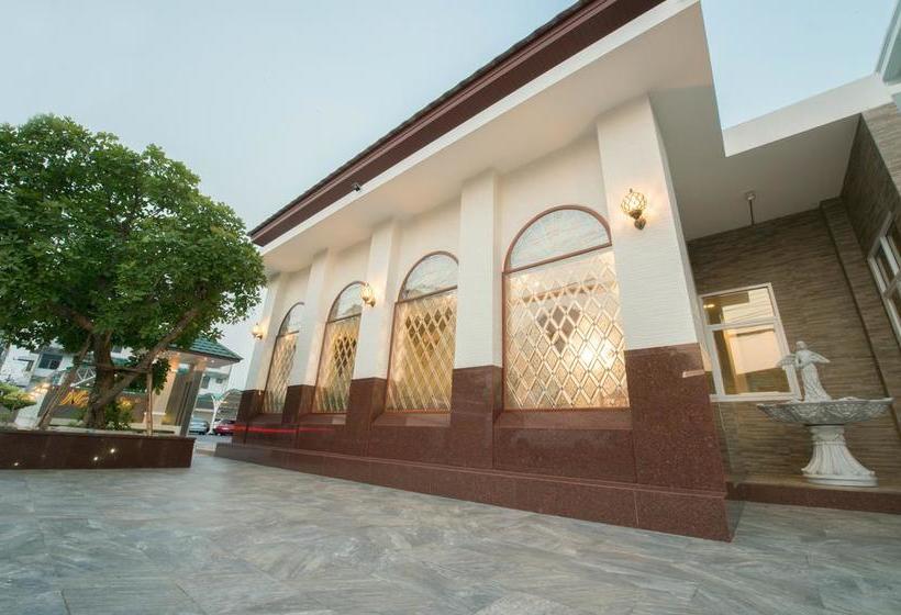 Hotel Nartsiri Residence And 11