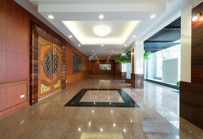 Hotel Nartsiri Residence And 14