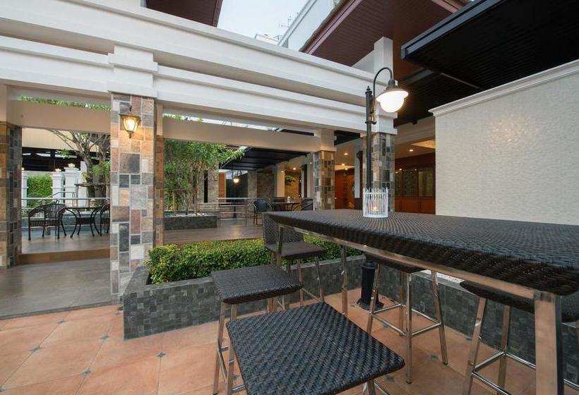 Hotel Nartsiri Residence And 8