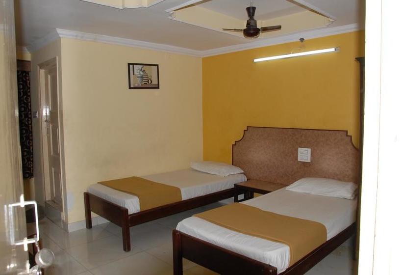 Hotel Bhavani Lodge 12