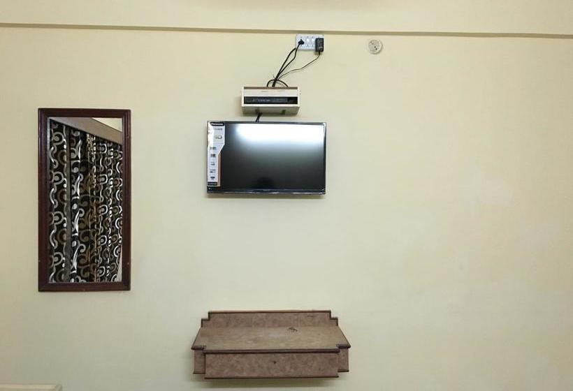 Hotel Bhavani Lodge 14