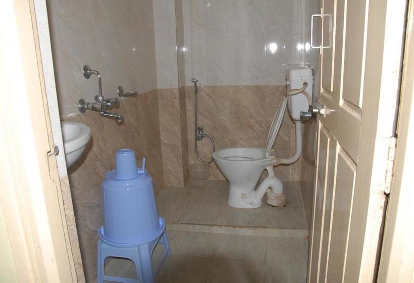 Hotel Bhavani Lodge 4