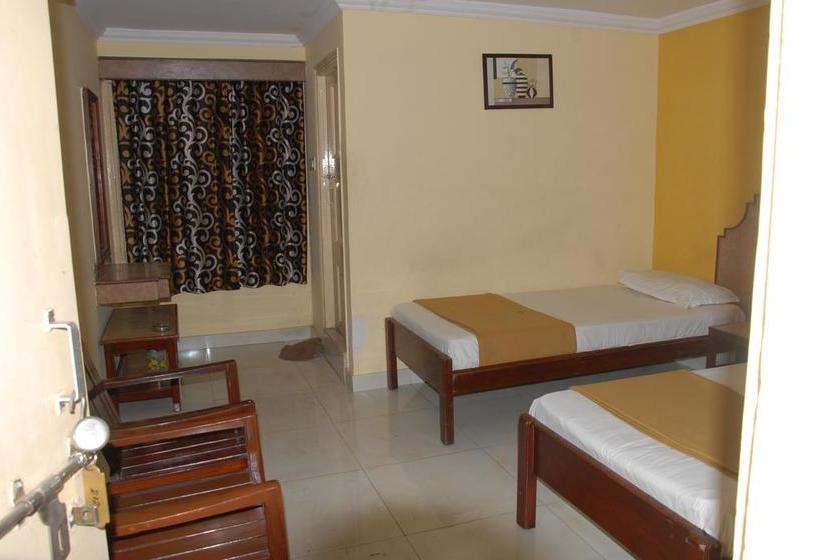 Hotel Bhavani Lodge 6