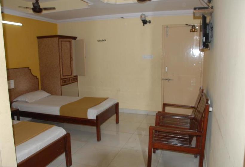 Hotel Bhavani Lodge 7