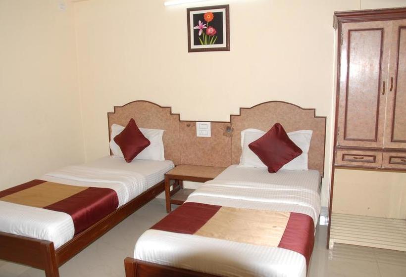 Hotel Bhavani Lodge 9