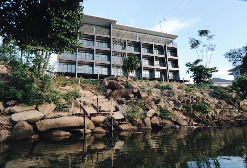 Hotel Riverawan 8