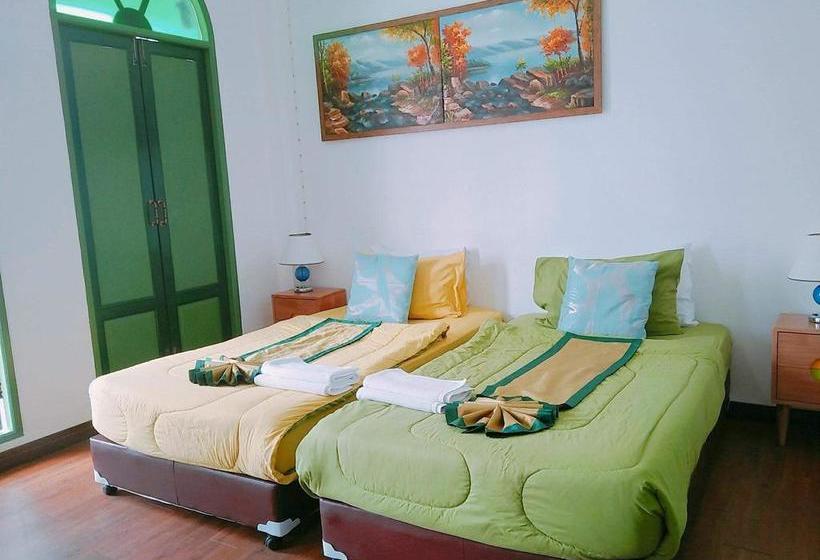 Hostel Siri Krabi 11