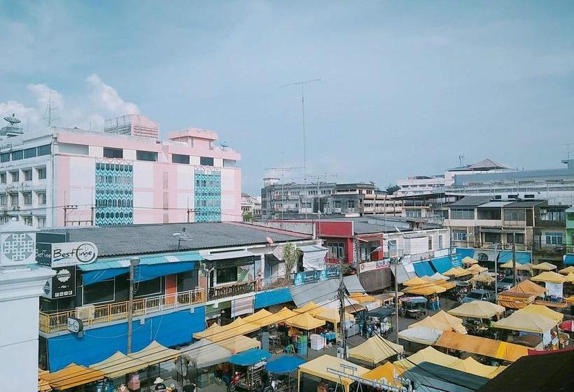 Hostel Siri Krabi 13