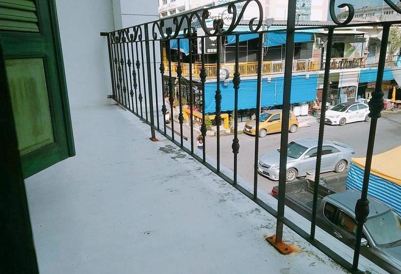 Hostel Siri Krabi 14