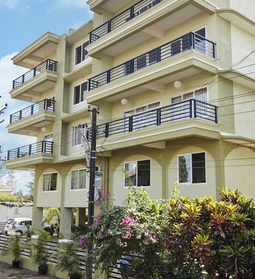 Hotel Highland Homes 8