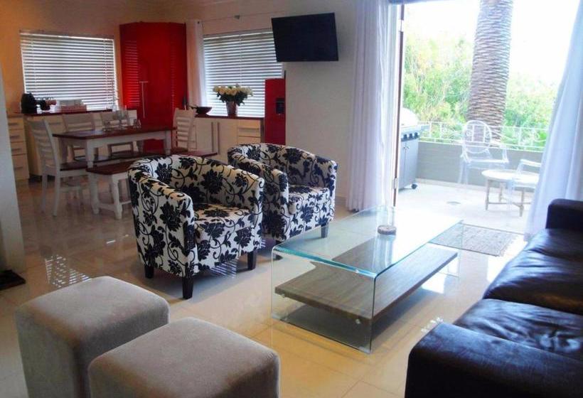 Hotel Greystoke Lodge