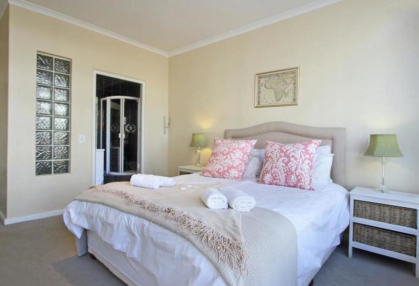 Hotel Berkeley Square 11