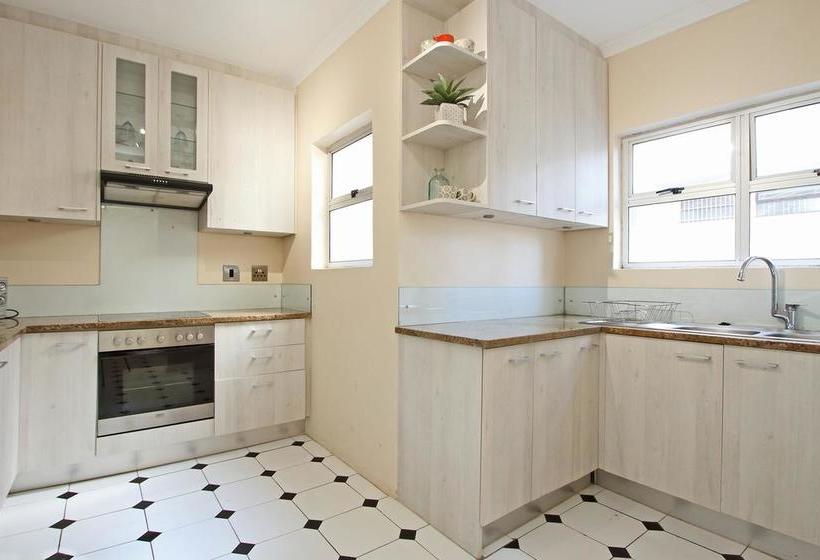 Hotel Berkeley Square 7