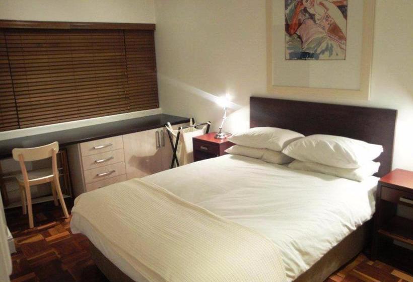 Hotel Connemara Court 1