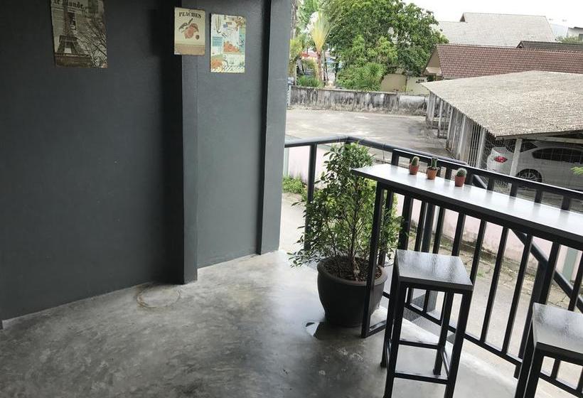 Hotel Takuapa Station 5