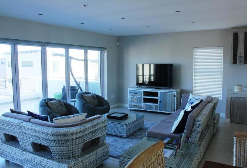 Hotel Seasons Of Serenity 3