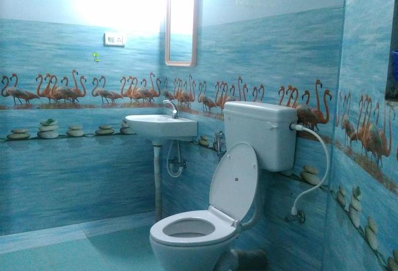 Hotel Ooty Honey Huts 6