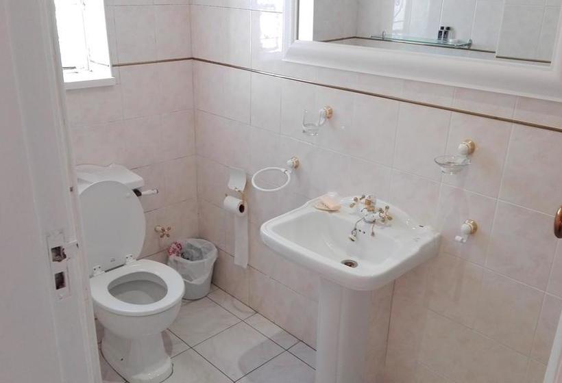 Bed and Breakfast 29onbuxton 7