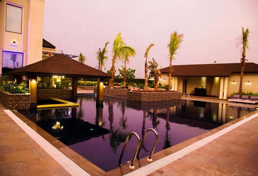 Hotel The Grand Bhagwati Palace 13