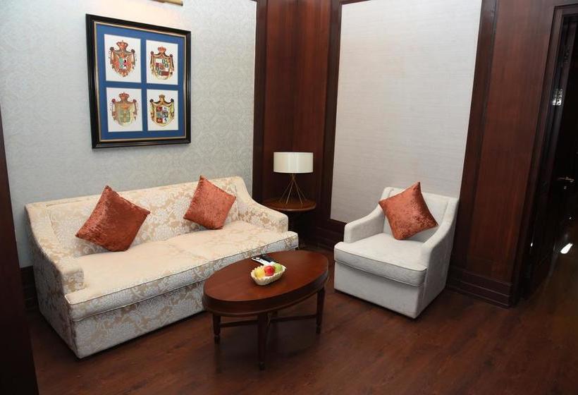 Hotel The Grand Bhagwati Palace 3