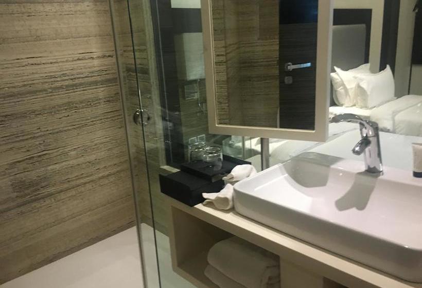 Hotel The Empresa 13