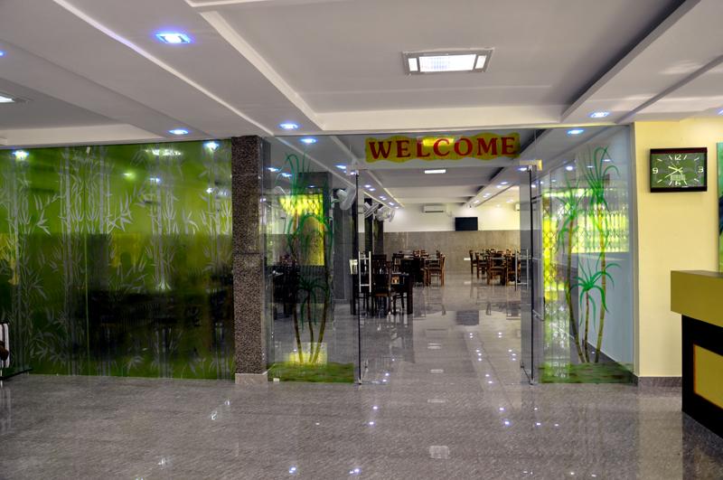 Hotel Surya Continental 11