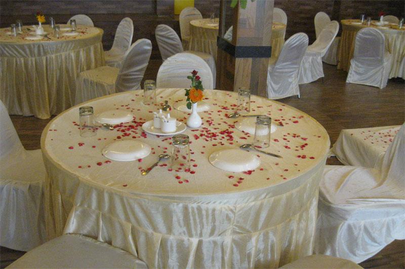 Hotel Surya Continental 8