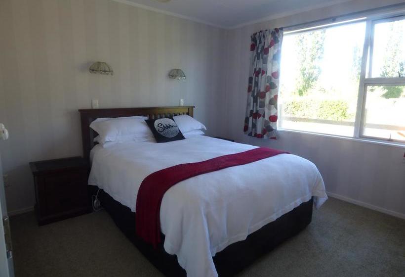 Bed and Breakfast Geraldine Guest Lodge 11